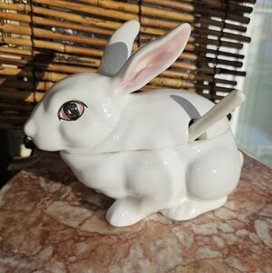 Vintage Bordallo Pinheiro Rabbit Tureen